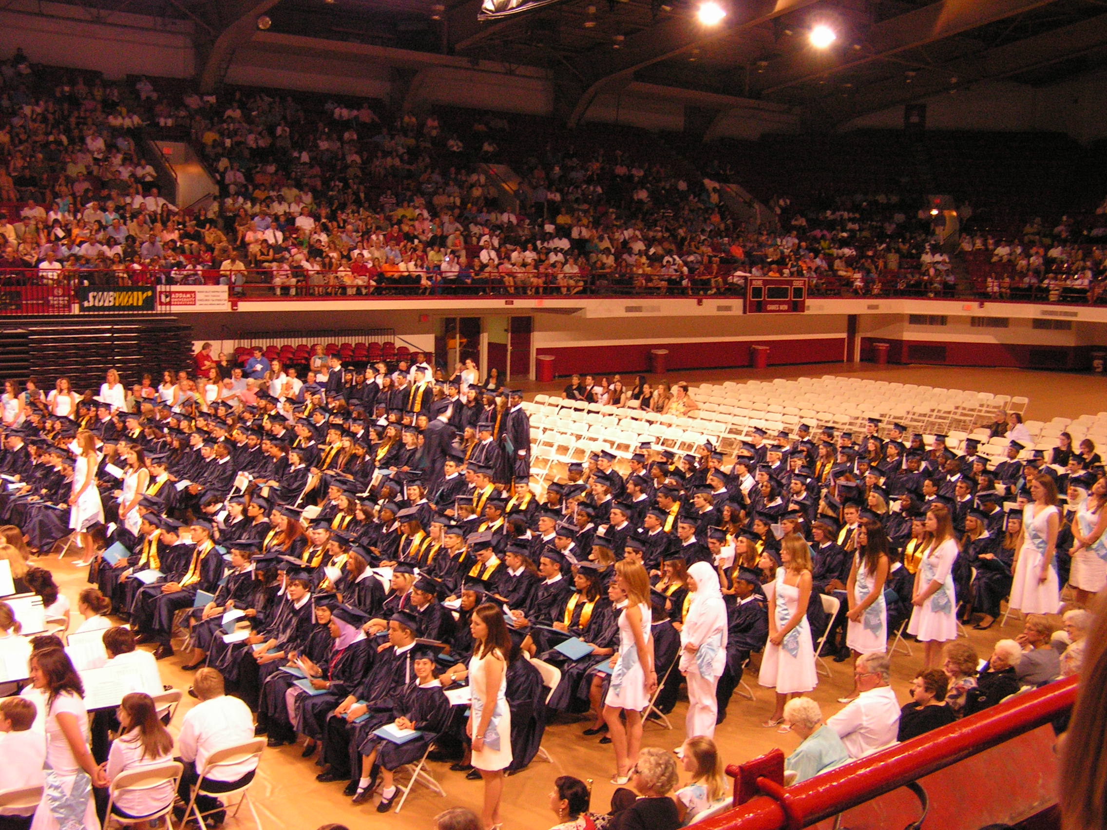 ./2006/Monica's Graduation/GraduationMonica6-9 0026.JPG